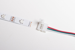 Nacvakávací rovný konektor pro digitální LED pásky 10 mm s kabelem