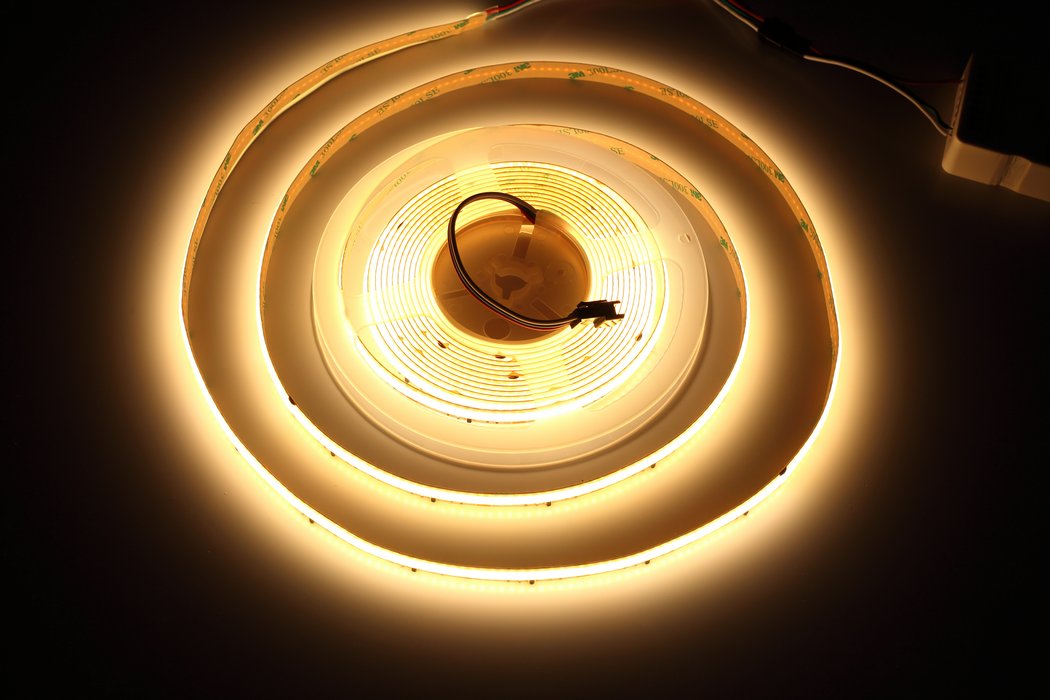 Digitální běžící COB LED pásek WS2811, CCT, 24V, 576led/m, 1 metr